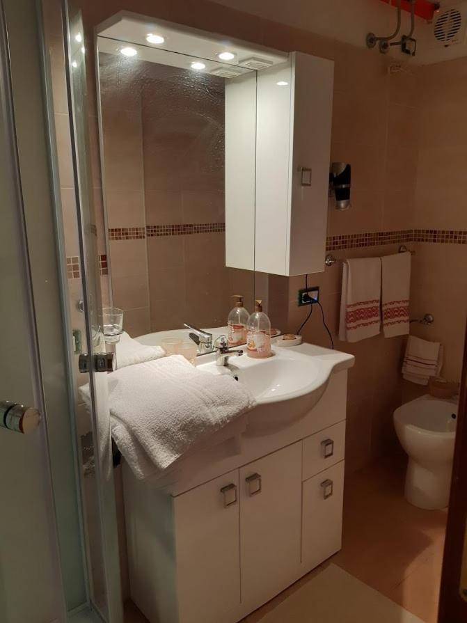 La Casa Tra Gli Ulivi Di Fonte Nuova 2 Villa Mentana Exteriör bild